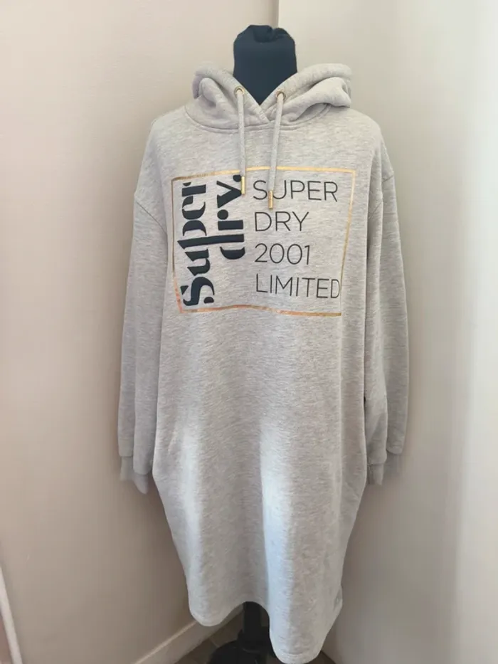 Robe sweat Superdry 38