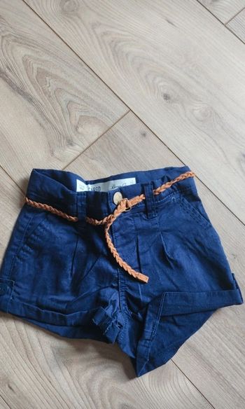 Short fille 