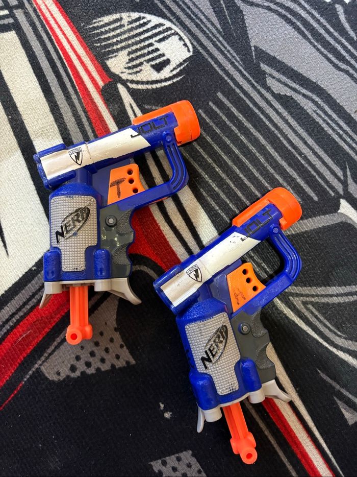 Lot de 2 pistolet nerf (1 flèche)