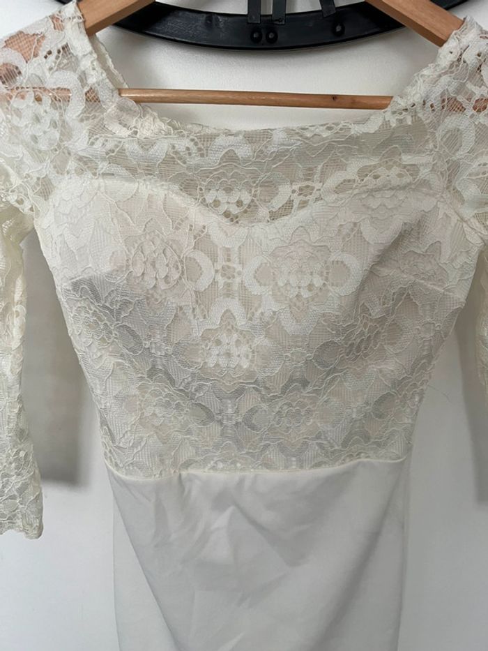 Jolie Robe de cérémonie dentelle parfait état taille 38 - photo numéro 2