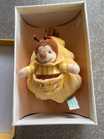 Ma boîte à musique Doudou et compagnie Ponpon le Bourdon