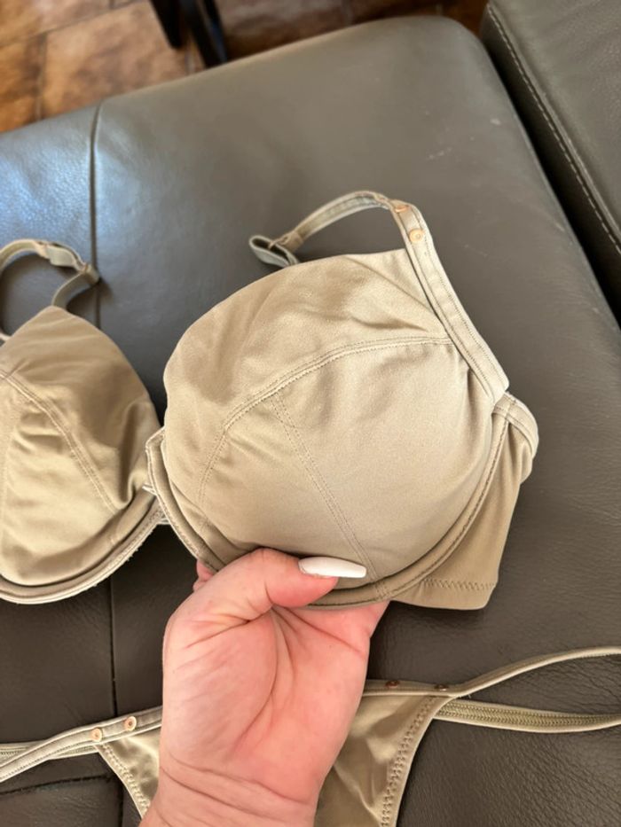 Soutien gorge Triump taille 85C - photo numéro 3