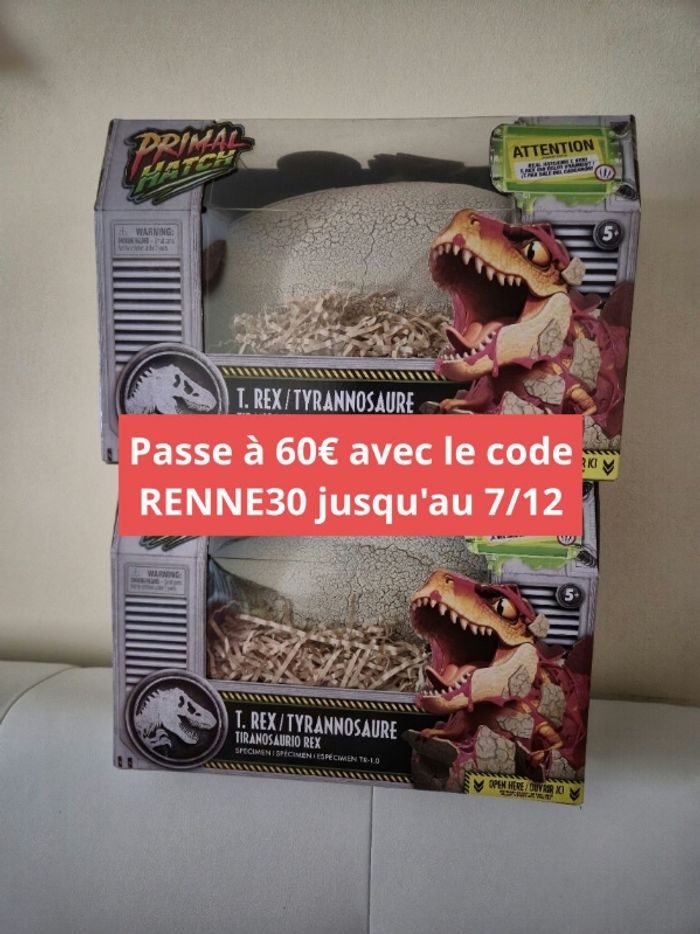 Lot de 2 dinosaures primal hatch Jurassic world 
Véritable oeuf qui éclot / dino éclosion T rex tyrannosaure