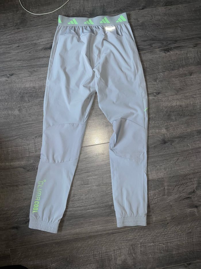 Pantalon de sport - photo numéro 2