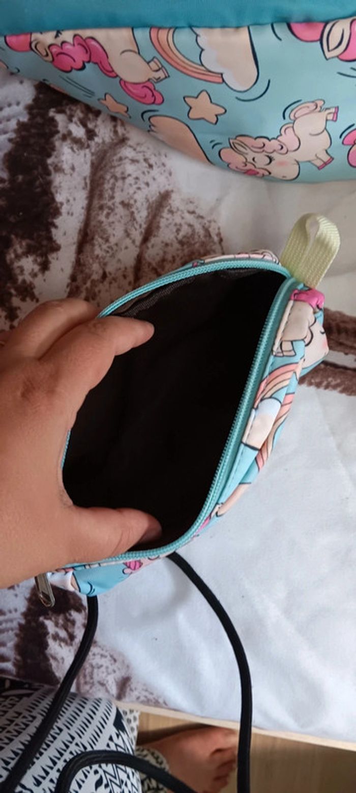Sac à dos + trousse + sac isotherme - photo numéro 9