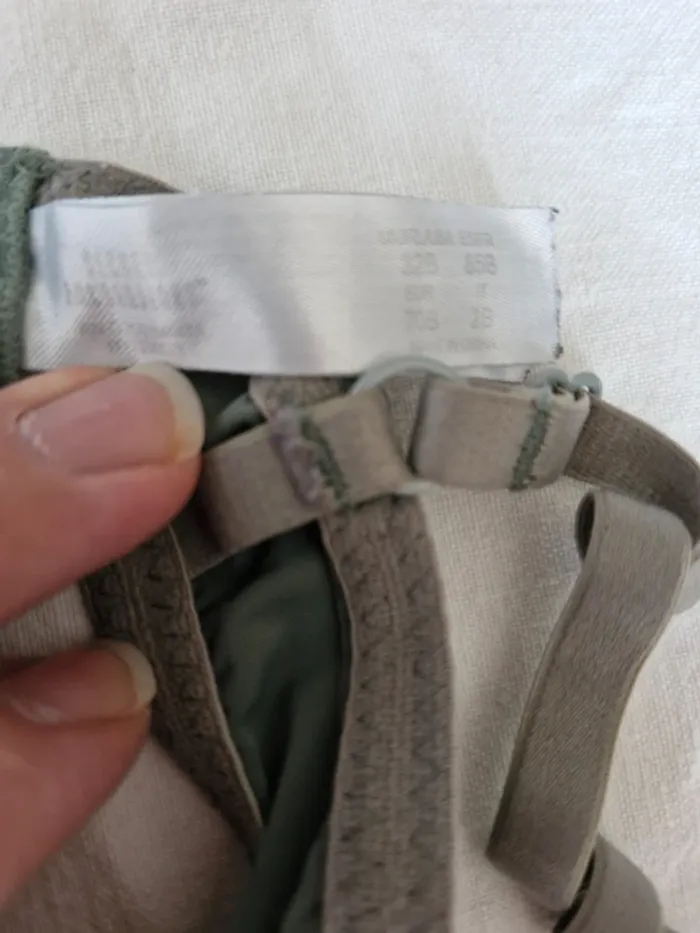 Soutien-gorge - photo numéro 3