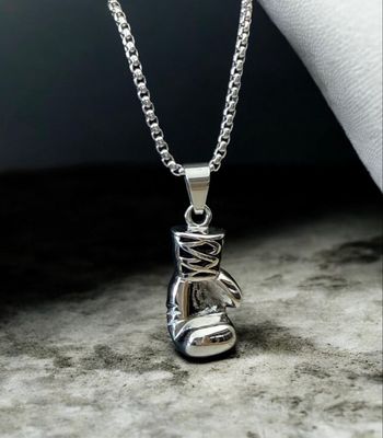 Collier avec pendentif Gant de boxe 