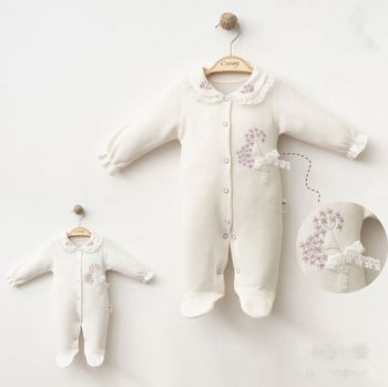 Dormeuse Bébé Fille 3–6 Mois Ivoire – Tenue Confortable & Élégante Col Dentelé