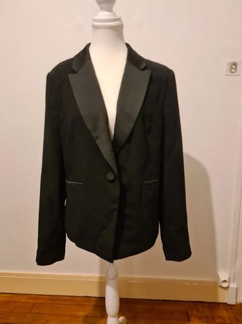 Veste noire T44
