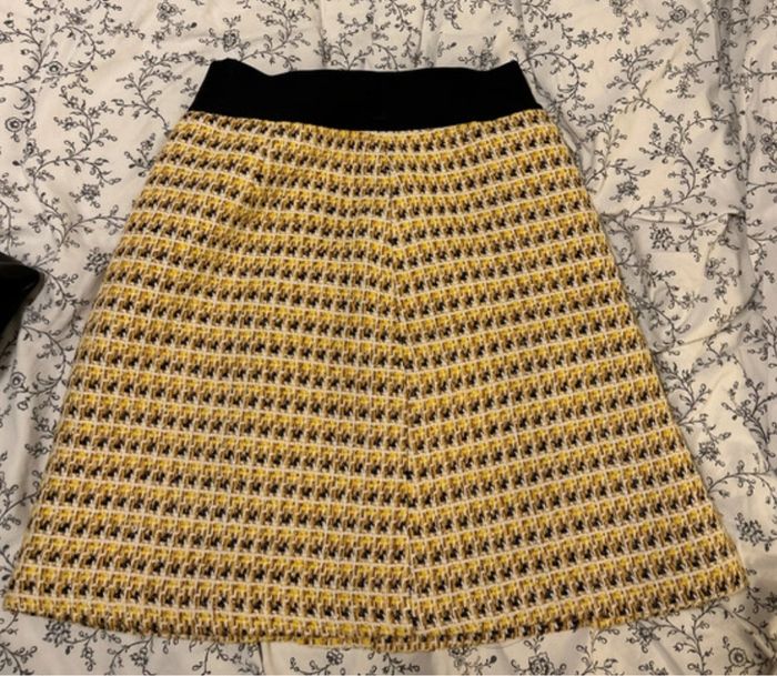 Jupe maje jaune - photo numéro 4