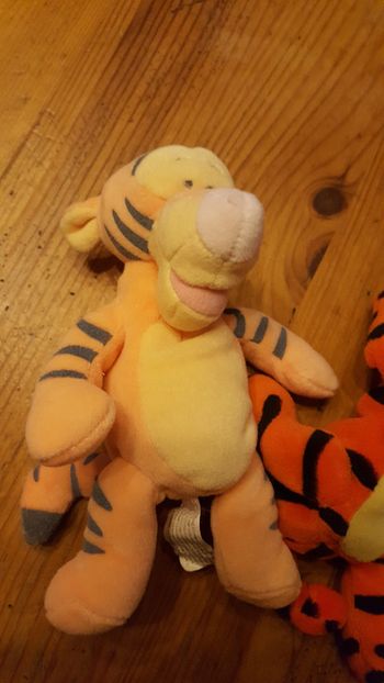 Peluche/doudou tigrou Disney