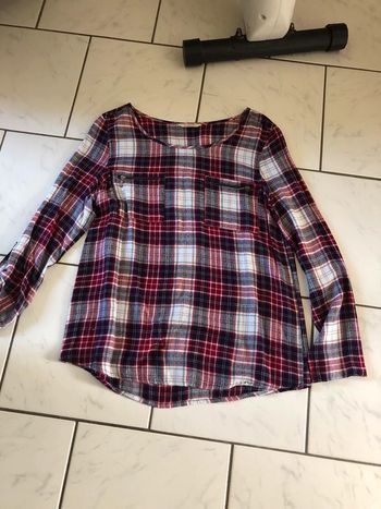 Haut à carreaux