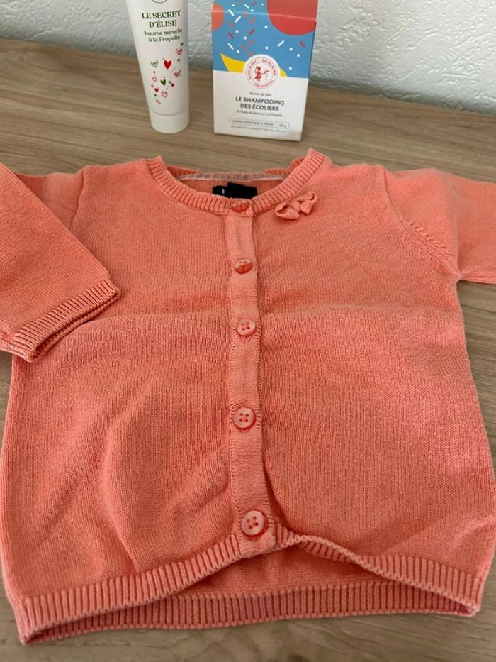 🧡 Adorable gilet en maille Kiabi 🧡 - photo numéro 3