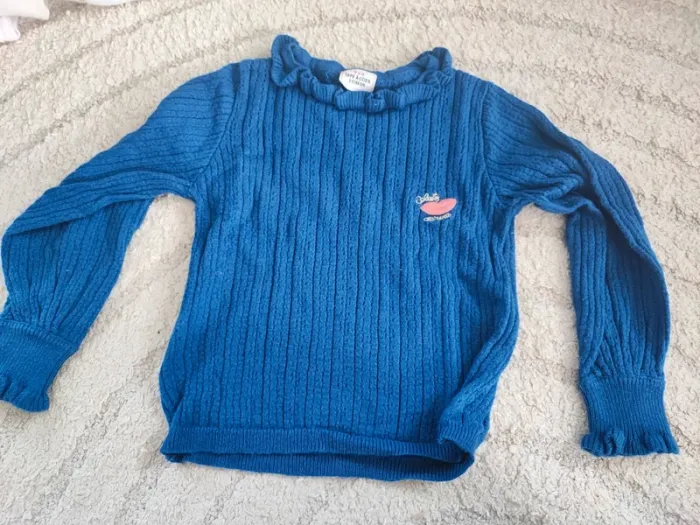 Pull fin tape à l'oeil 2 ans