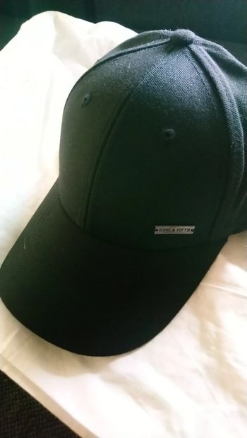 Casquette noir King et fifth taille ajustable