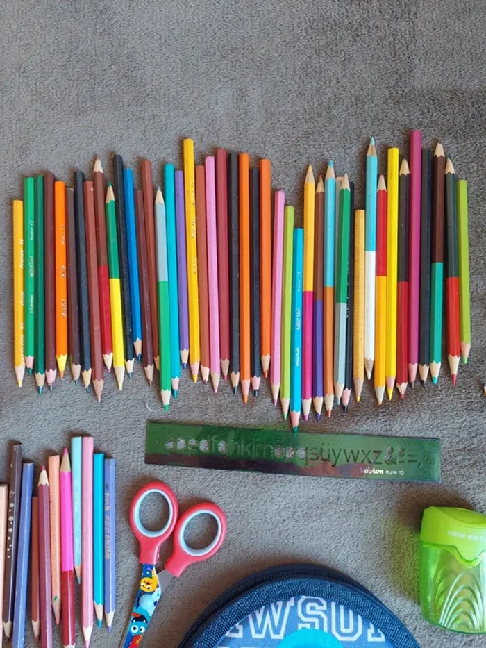 Lot fournitures scolaires - photo numéro 3