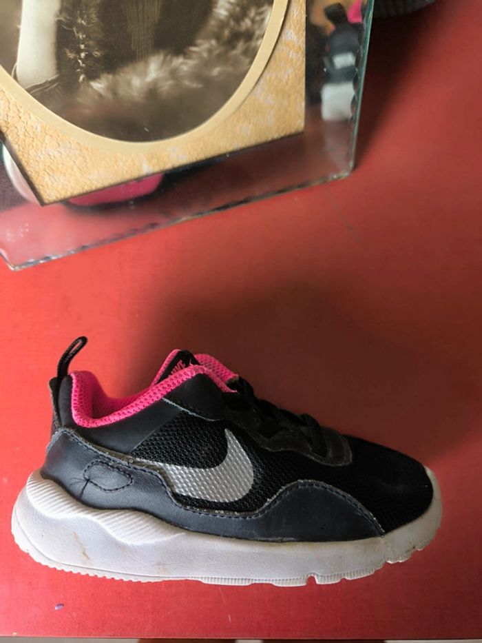 Basket Nike noir et rose - photo numéro 8