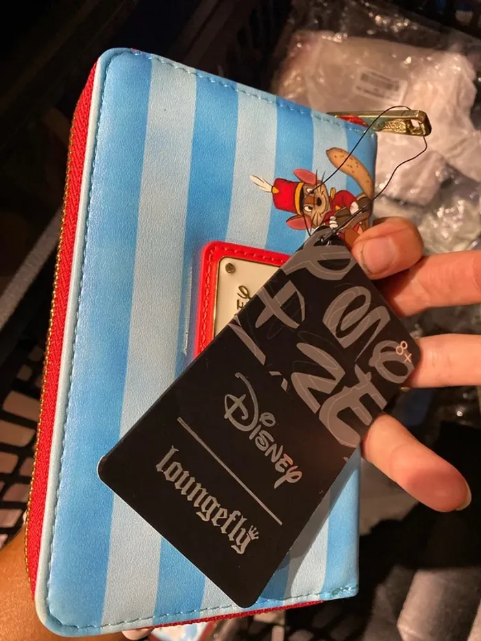 Portefeuilles livre dumbo disney - photo numéro 2