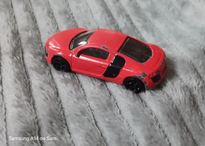 Audi R8 majorette - photo numéro 2