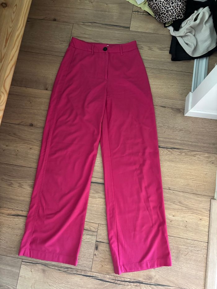 Pantalon rose bershka - photo numéro 2