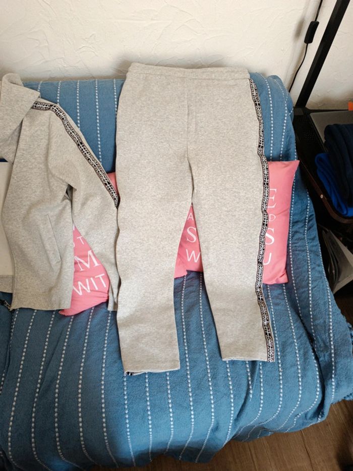 Ensemble jogging xs - photo numéro 11