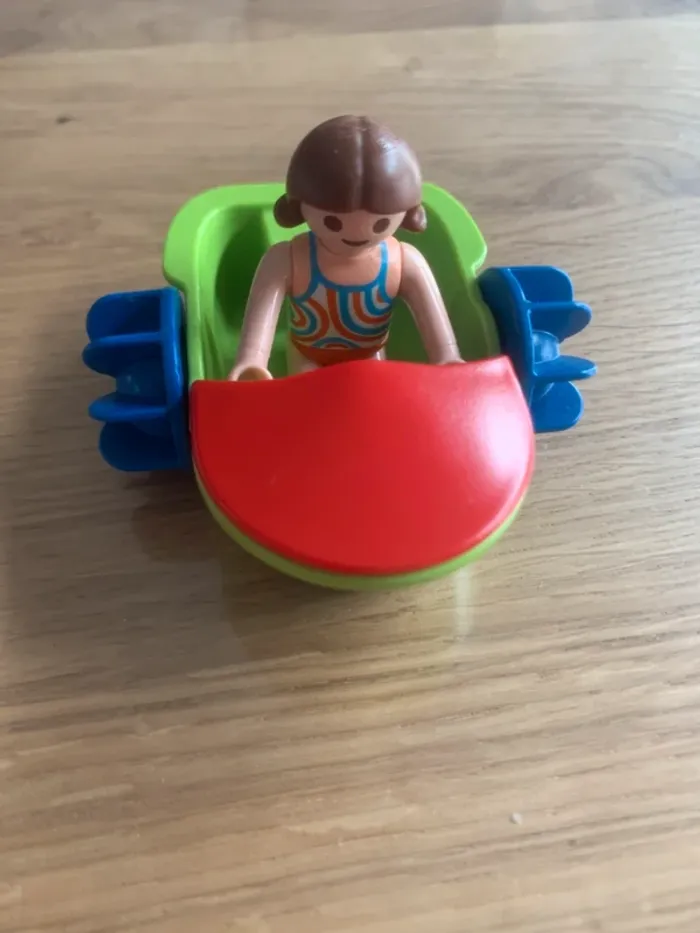 Playmobil set 6675 - Enfant avec pédalo