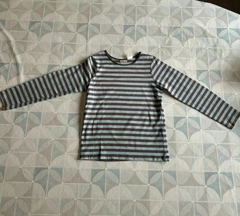 T shirt fille - 9 ans - La Redoute - en très bon état