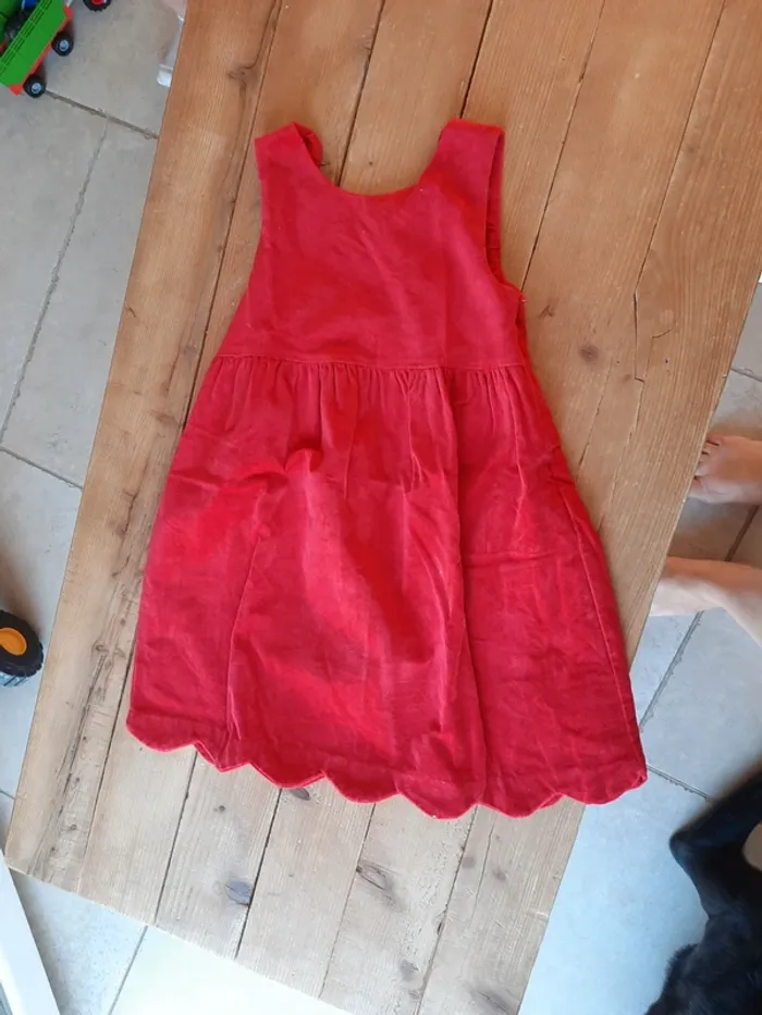 Robe de fête rouge velour