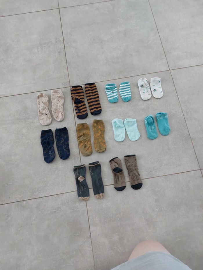 Lot de 10 paires de chaussettes et socquettes