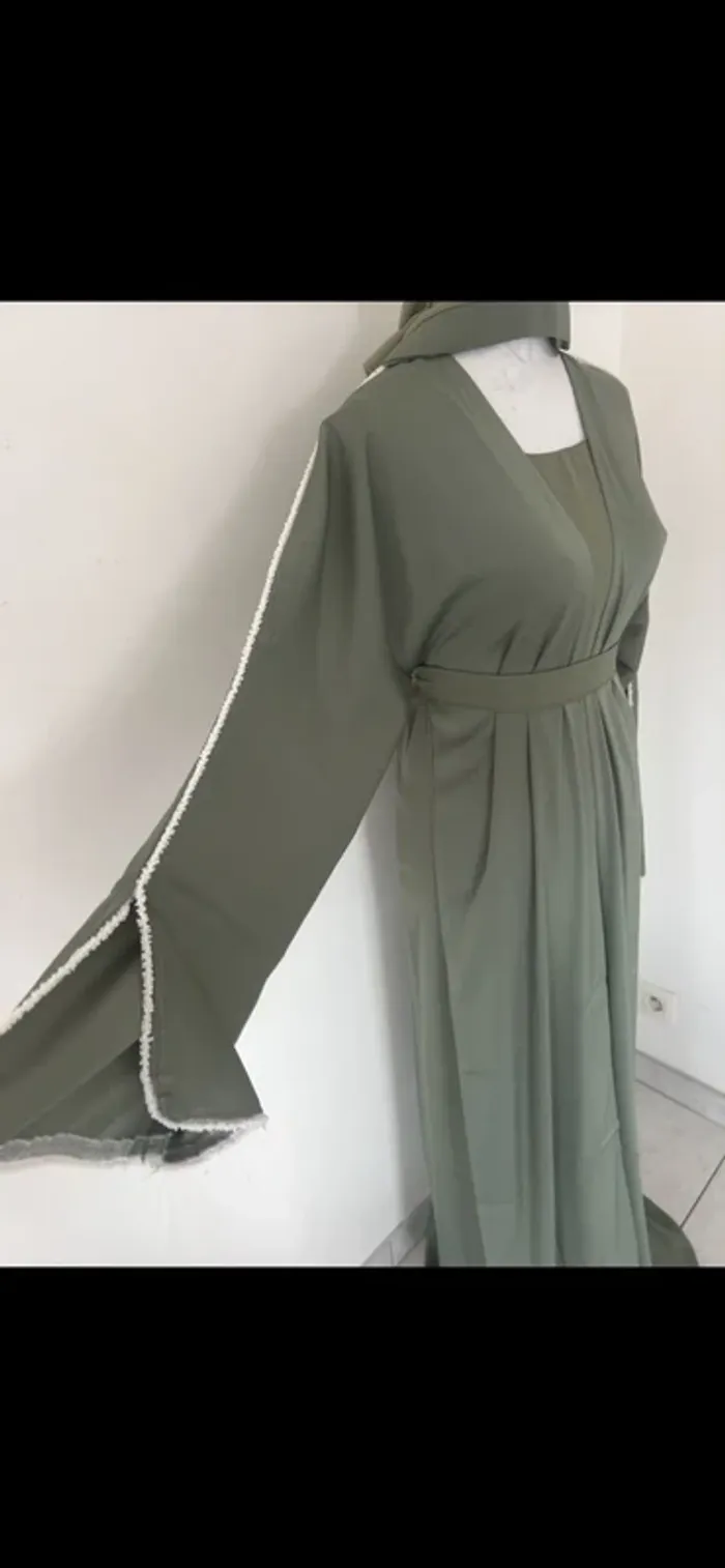 Ensemble kimono 4 pièces Dubaï neuf - photo numéro 3