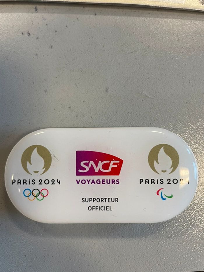 Badge aimanté SNCF Paris 2024