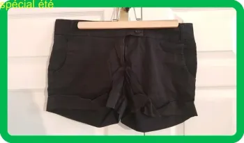 Short noir taille 12 (40)