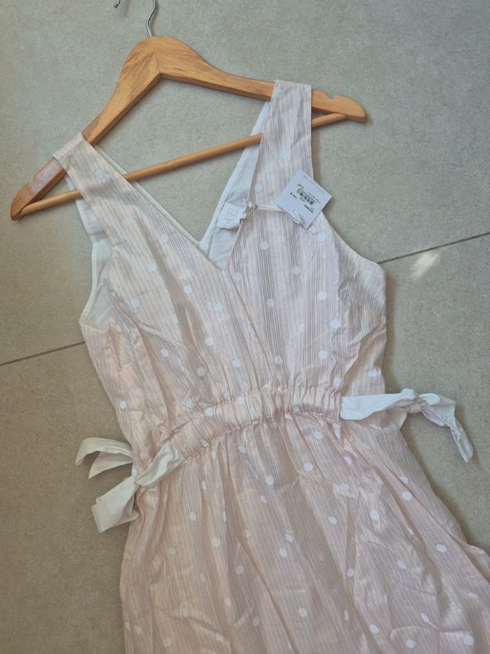 Robe rose dorée à poids Karl Marc John M