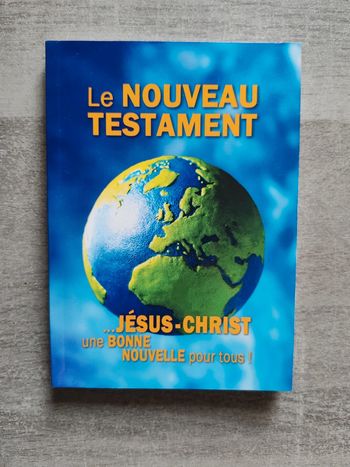 Le nouveau testament mini livre