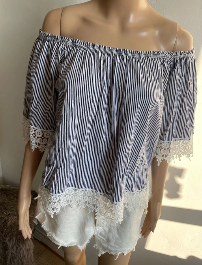 Marinière épaules dénudées avec dentelle 🤍 - photo numéro 2