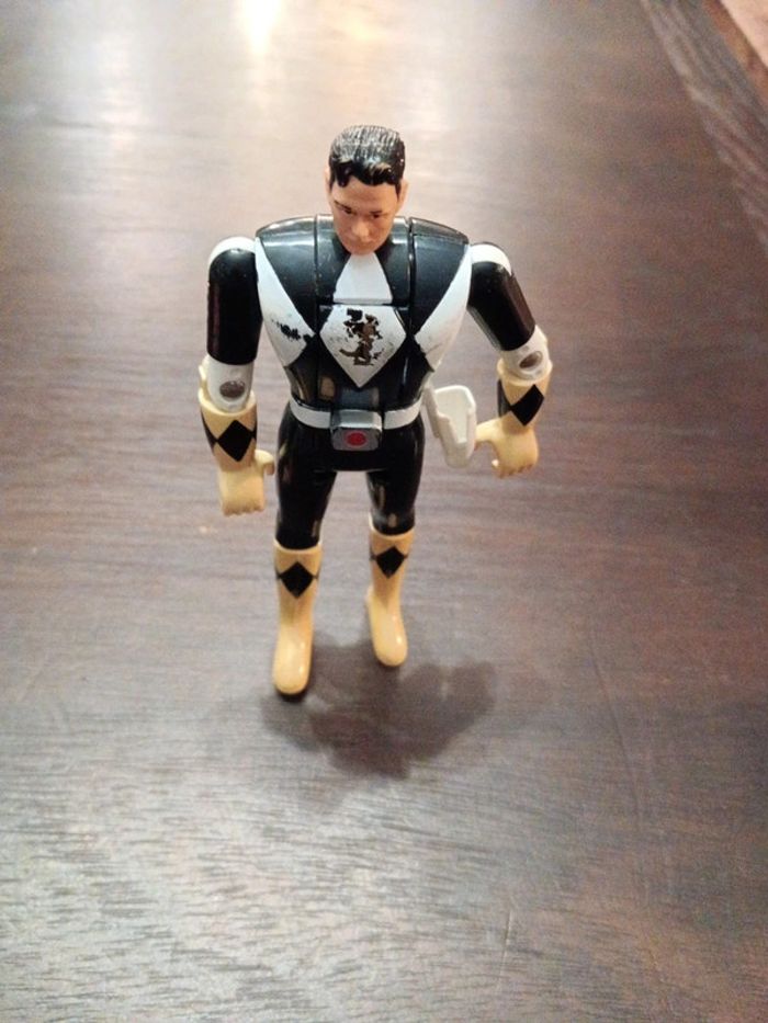 Figurine Power rangers noir - photo numéro 5