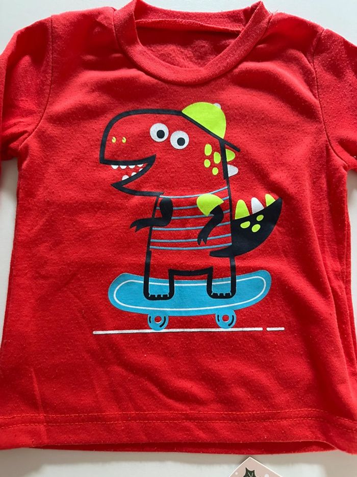 Sous-pull chaud dinosaure 2 ans - photo numéro 2