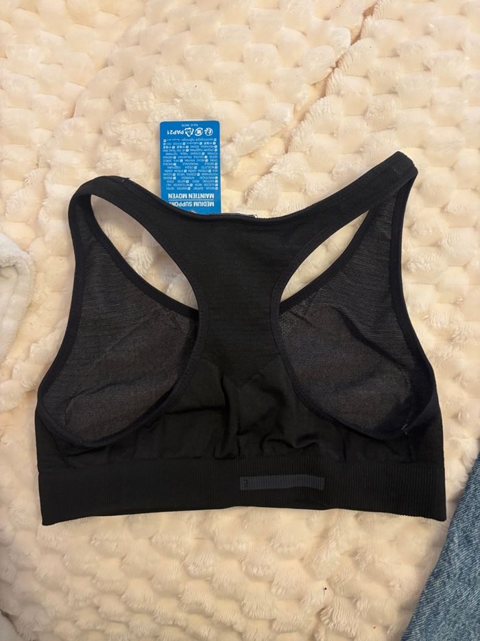 Brassière de sport - photo numéro 2