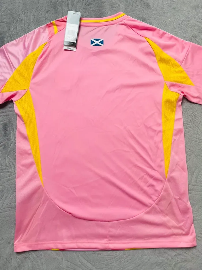 Maillot concept foot Écosse rose jaune taille S - photo numéro 9