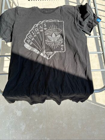 TEE shirt adidas