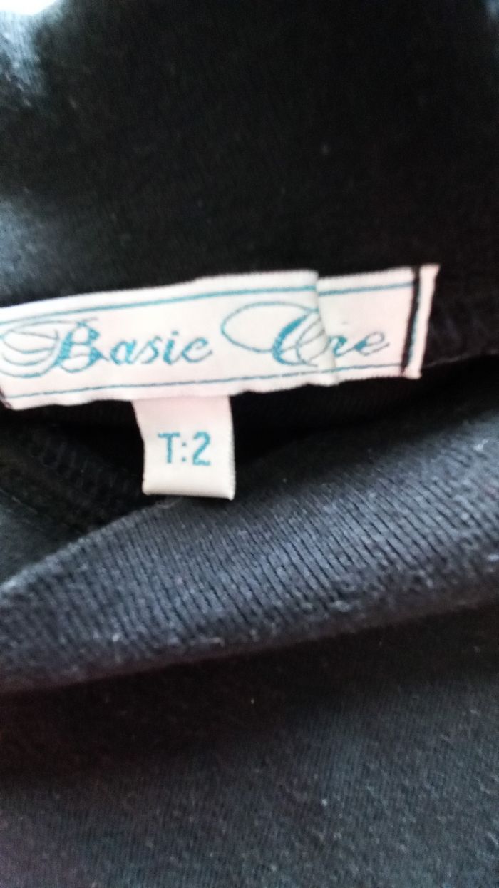 T-shirt fille taille 2  xxs - photo numéro 2