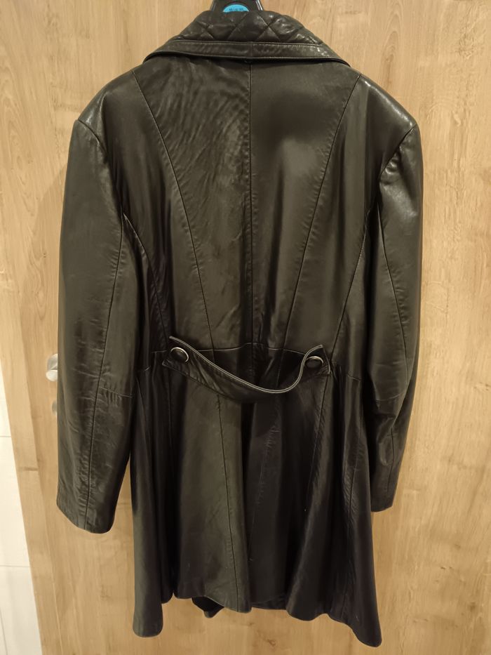 Manteau long en cuir - photo numéro 4