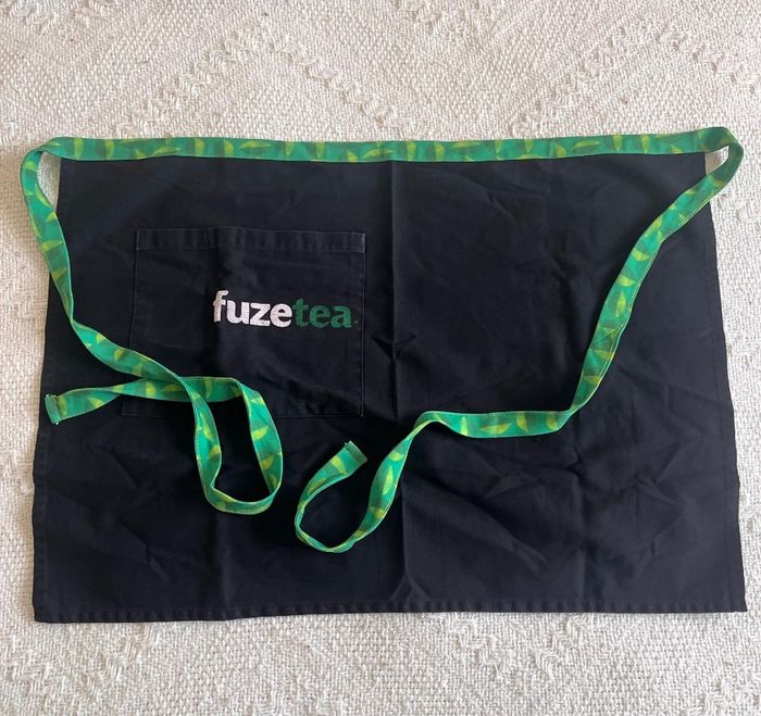 Lot 2 Tabliers "Fuzetea", Neufs