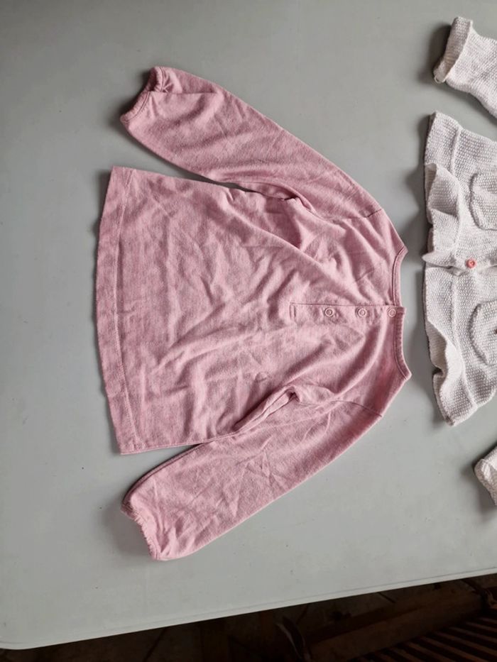 Ensemble leggings +tee-shirt manches longues +gilet - photo numéro 6