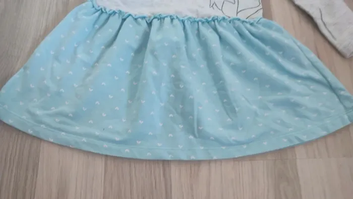 Robe. - photo numéro 4