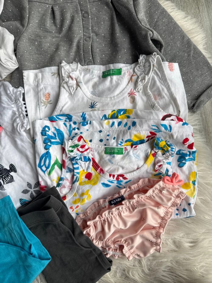 Lot de vêtements fille 12 mois - photo numéro 4