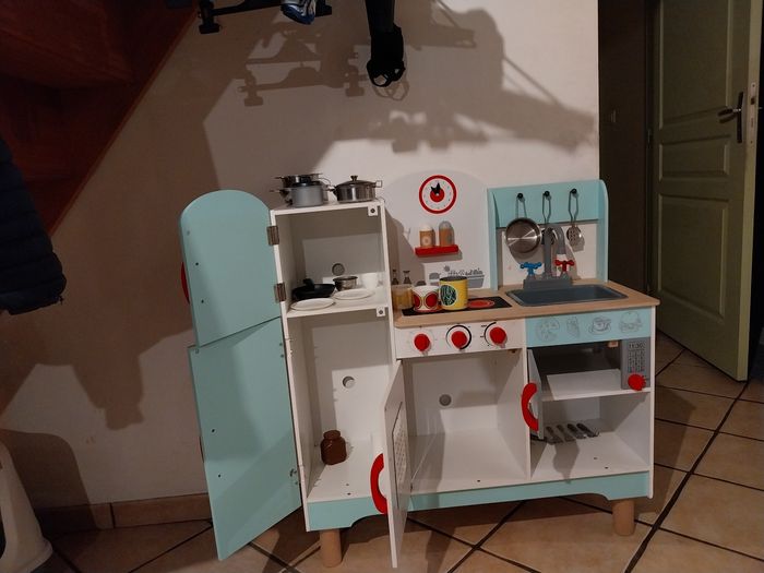 Cuisine enfant en bois - photo numéro 4