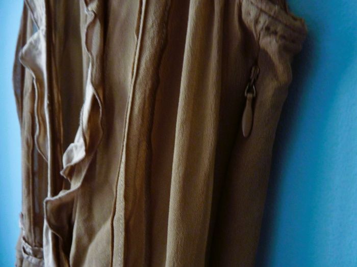 Robe femme cache coeur Hugo Boss 36 S soie collection été beige TBE - photo numéro 3