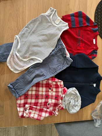 Lot vêtements 12 mois 