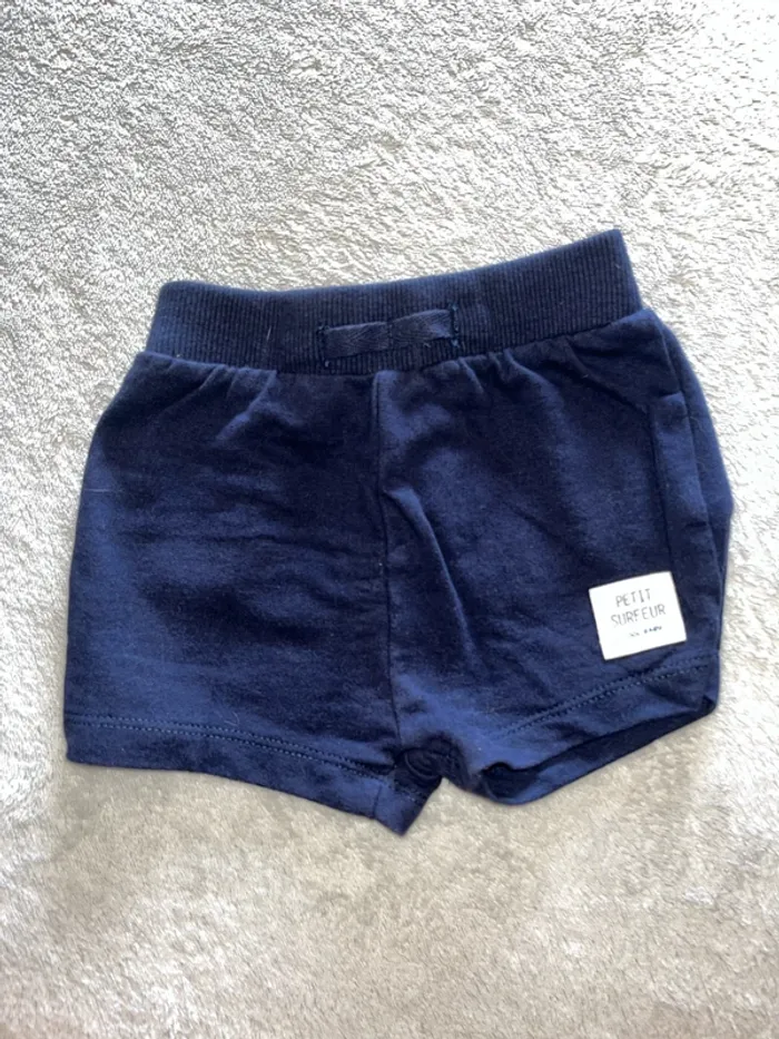 Short bébé